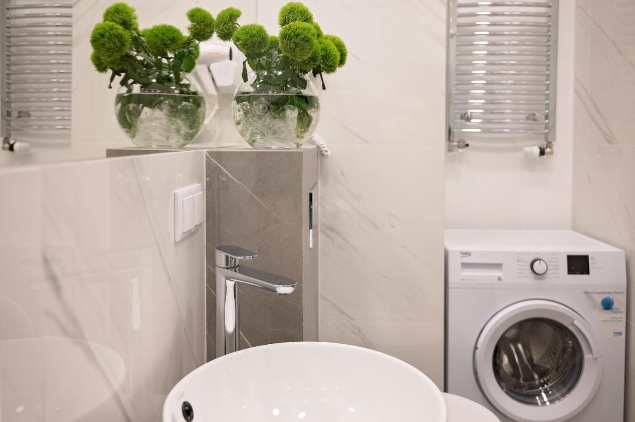 ורשה Mennica Residence - Grzybowska 43A מראה חיצוני תמונה