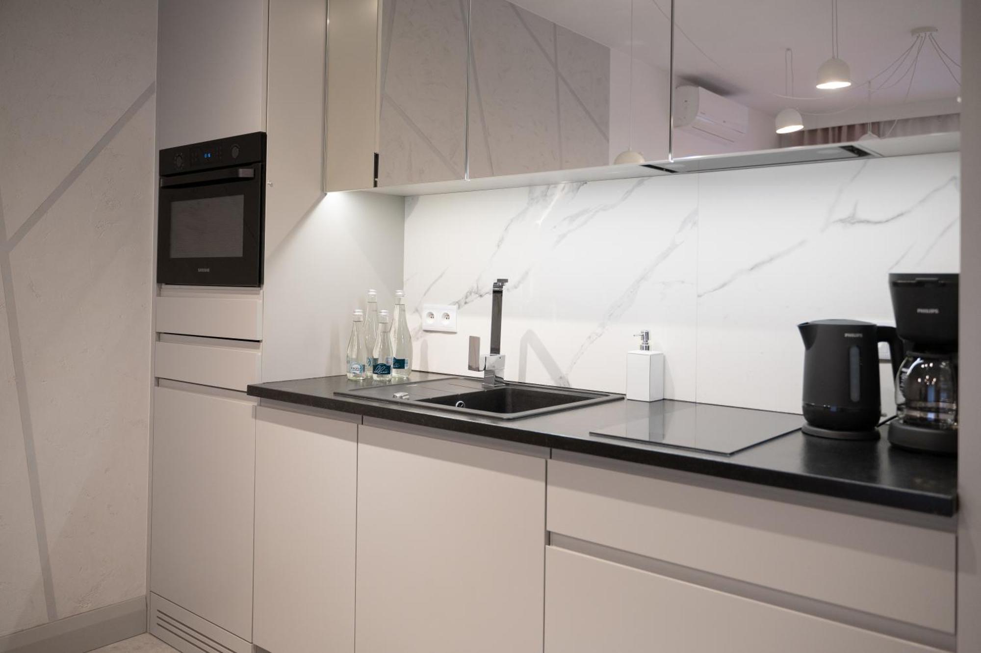 ורשה Mennica Residence - Grzybowska 43A מראה חיצוני תמונה