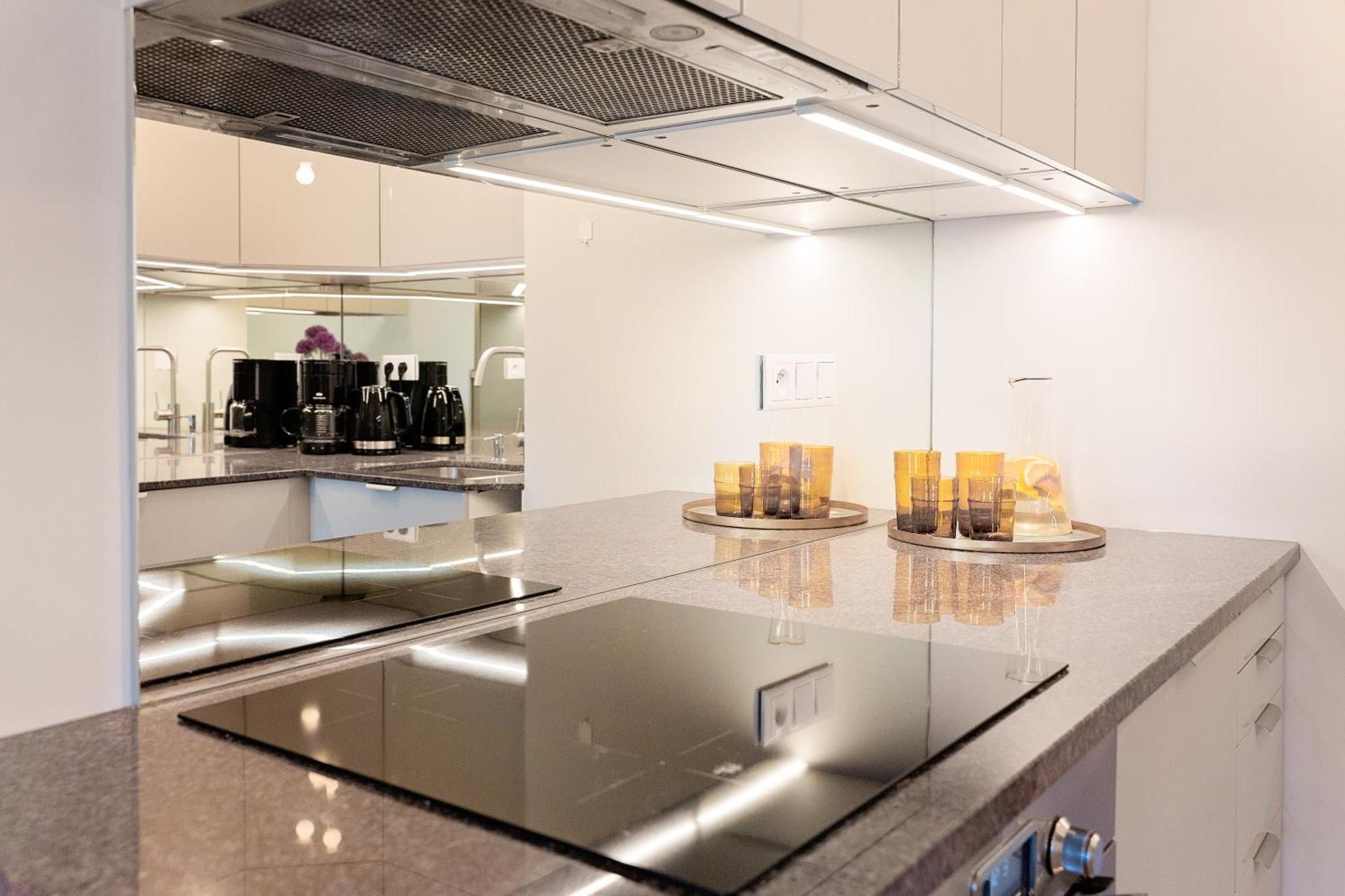 ורשה Mennica Residence - Grzybowska 43A מראה חיצוני תמונה