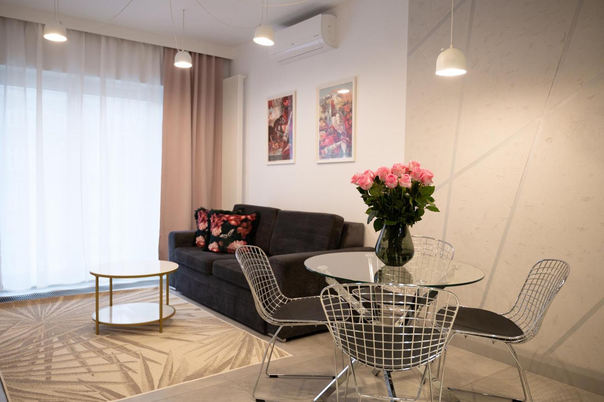 ורשה Mennica Residence - Grzybowska 43A מראה חיצוני תמונה